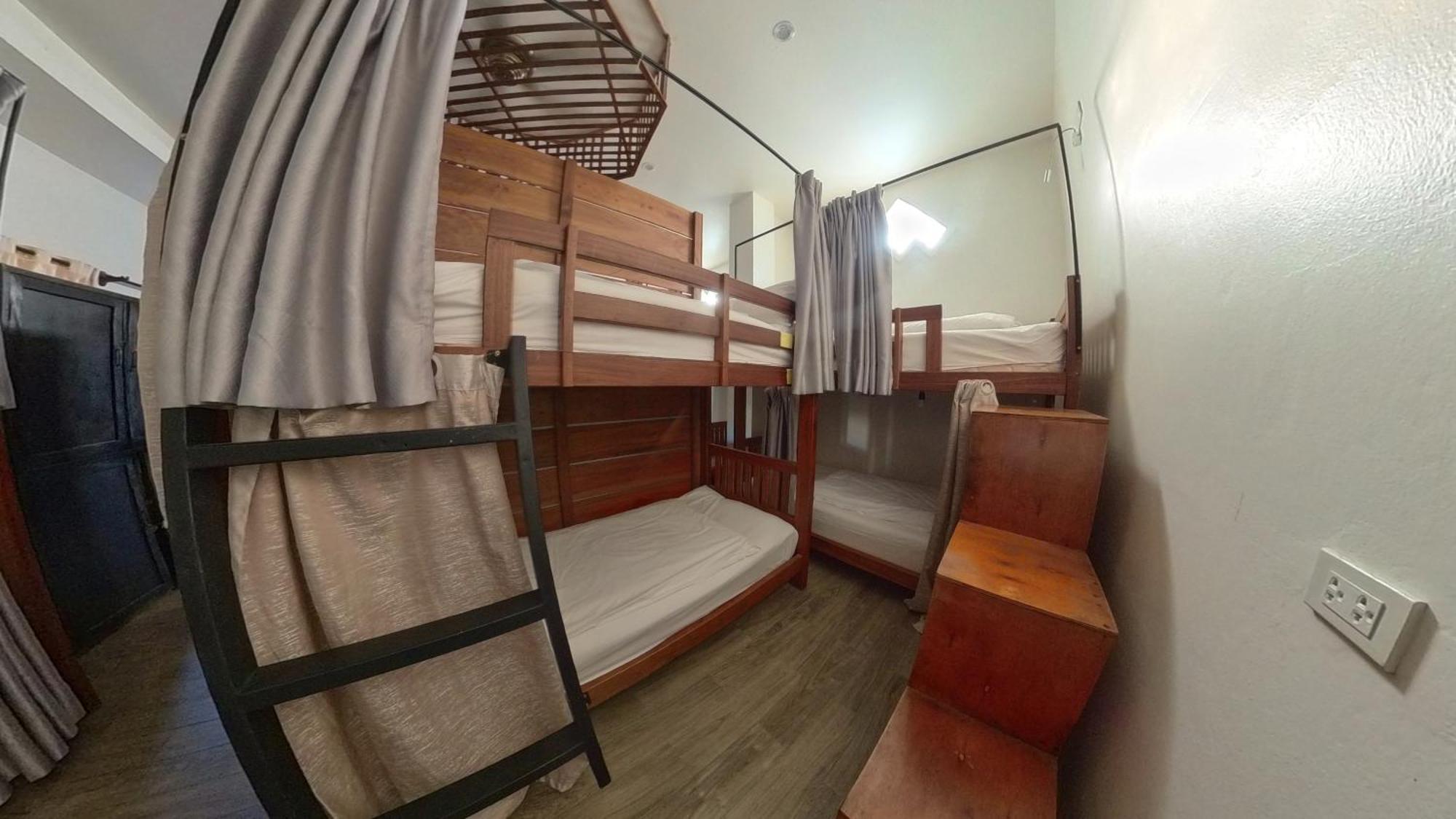 Faraway Suites Vang Vieng Room photo