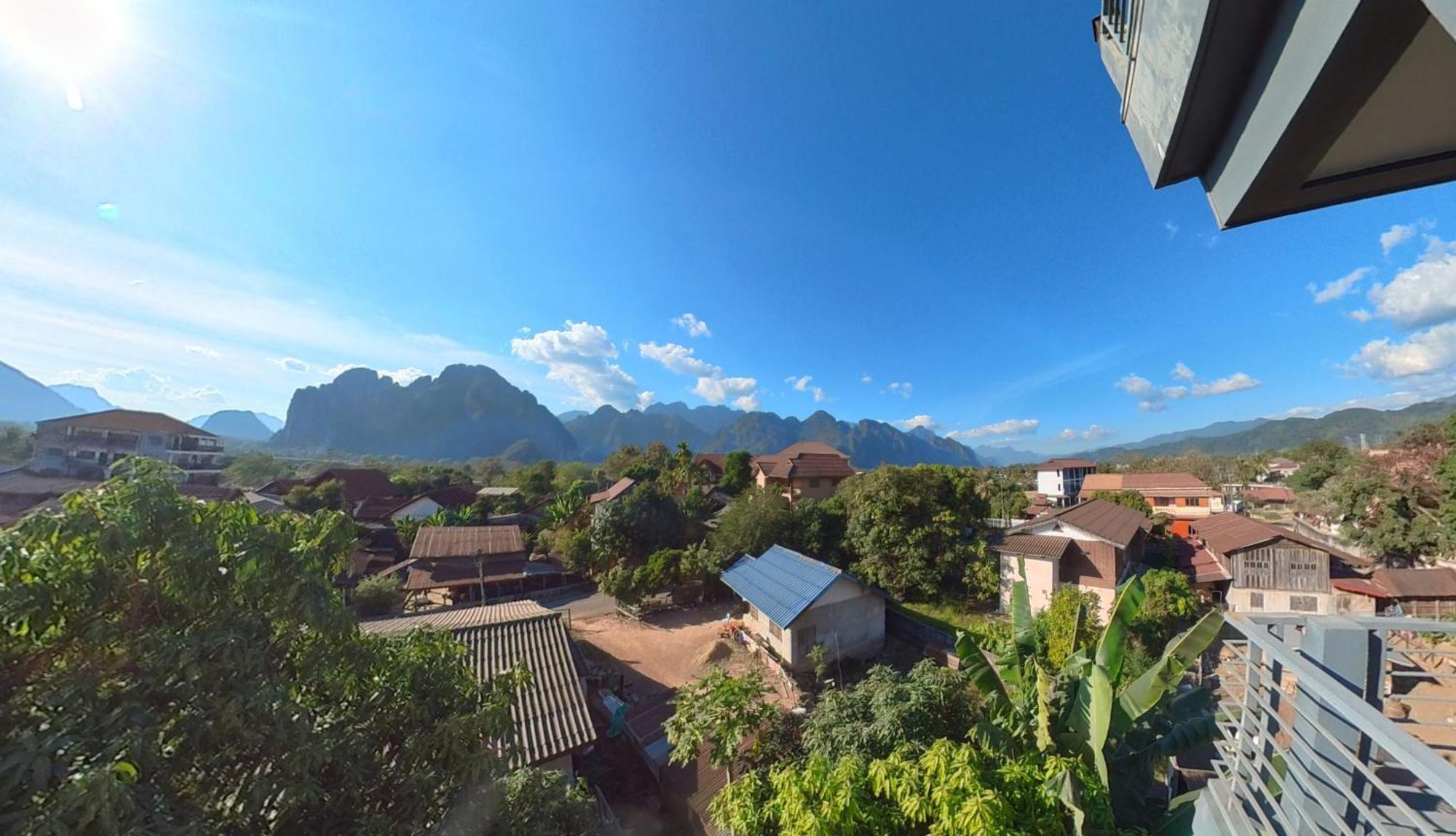 Faraway Suites Vang Vieng Room photo